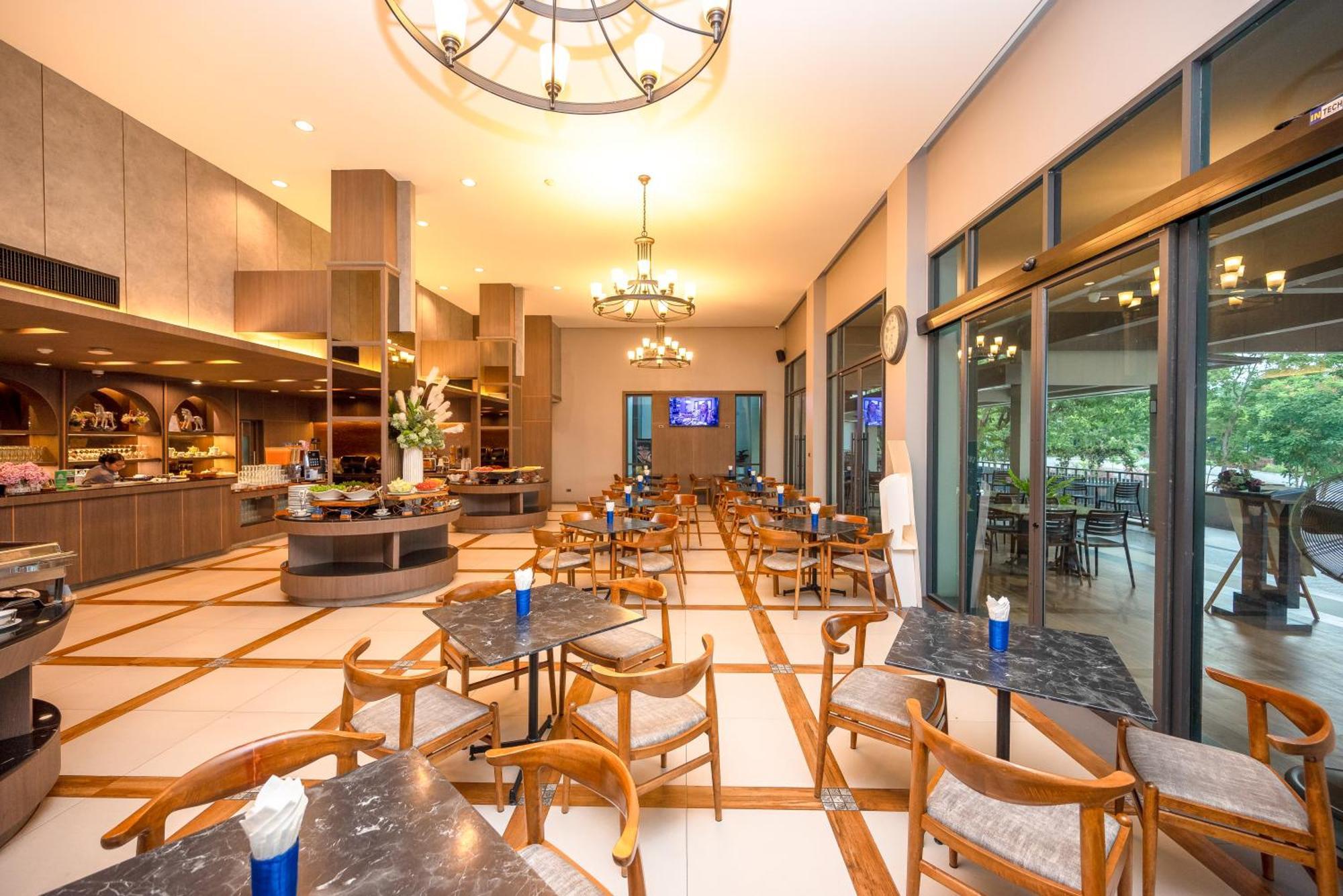 The Cavalli Casa 4* פרה נאקון סי איוטאיה